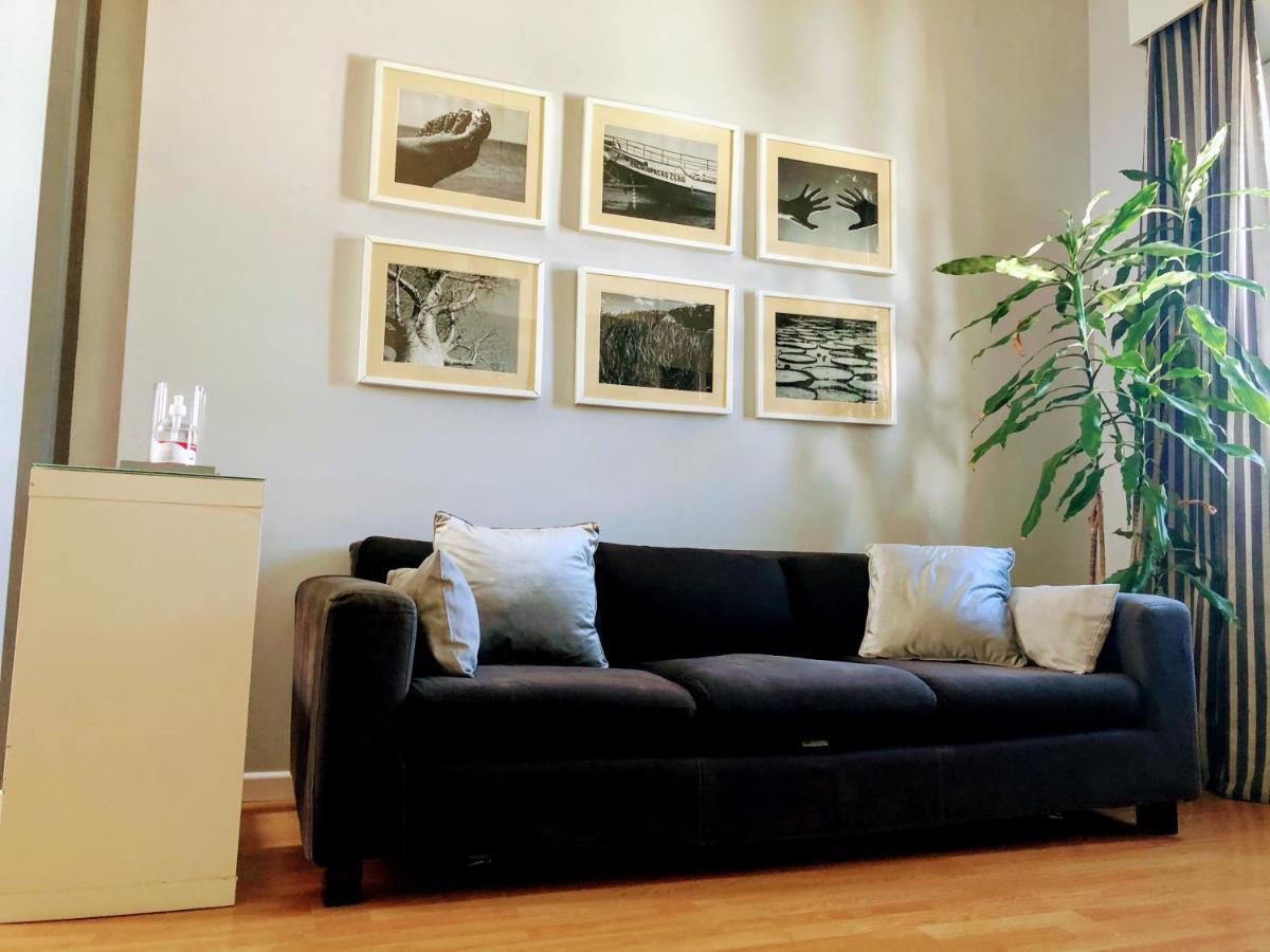 Central Apartment In Seville Luaran gambar