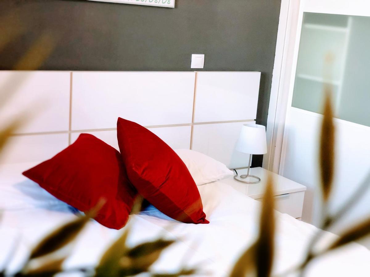 Central Apartment In Seville Luaran gambar